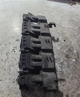 Ford Mondeo Mk III Intake manifold N8U4A