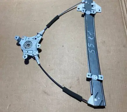 SsangYong Chairman W Front door electric window regulator 