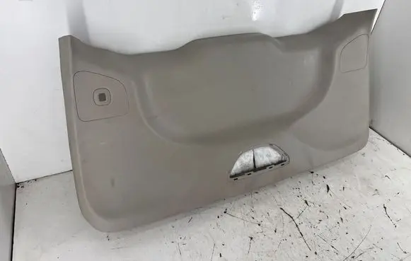 Chrysler Pacifica Tailgate/boot lid cover trim 6PP36PD2AA