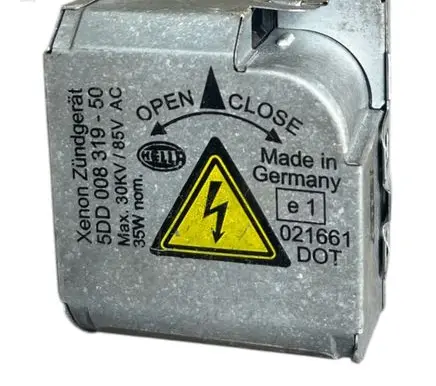 BMW 7 E65 E66 Headlight ballast module Xenon 6907489 5DD05871100