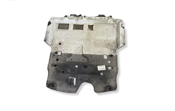 Opel Mokka B Engine splash shield/under tray 9824226480