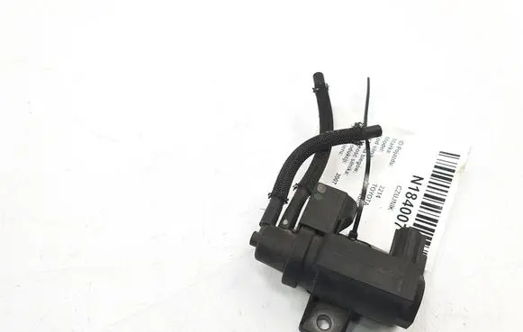 Toyota Avensis T250 Other engine bay part 25819-0R011
