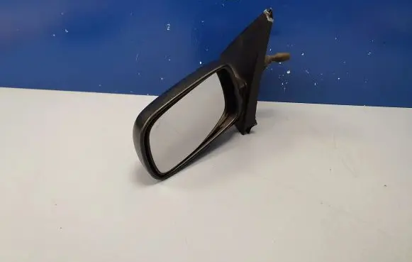 Toyota Yaris Manual wing mirror 80693 010673