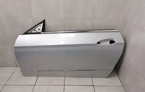 Mercedes-Benz E C207 W207 Door (2 Door Coupe) A2077200105