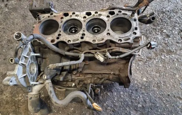 Toyota Corolla E120 E130 Engine block 