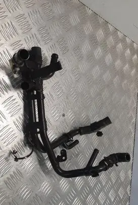Audi A4 S4 B8 8K Engine coolant pipe/hose 04L122157BQ 04L121058T