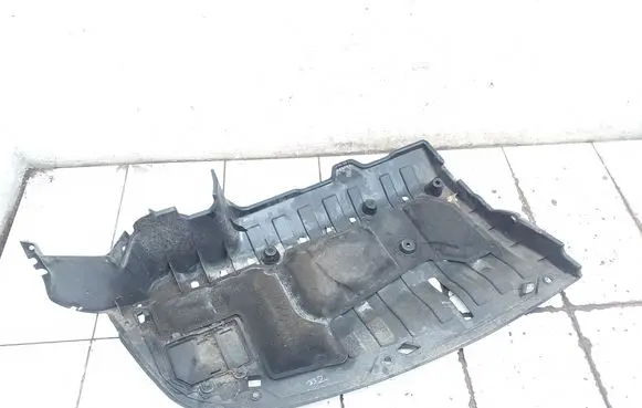 Honda CR-V Rear bumper underbody cover/under tray 74642T1WR000