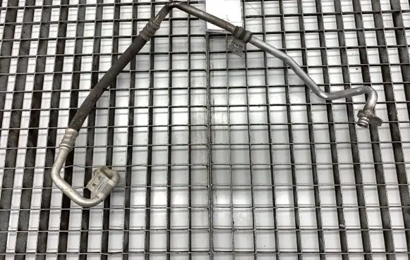 Toyota ProAce City Air conditioning (A/C) pipe/hose 9822433480
