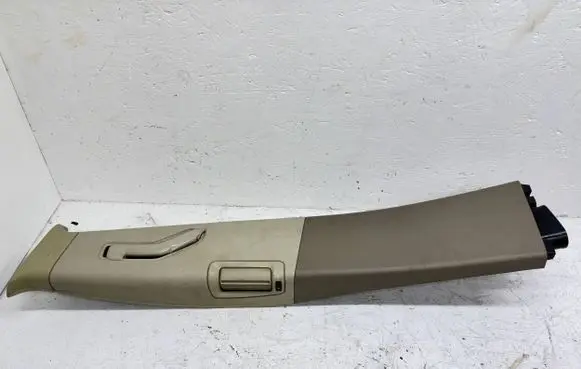 Volvo V70 (B) pillar trim (top) 9158448