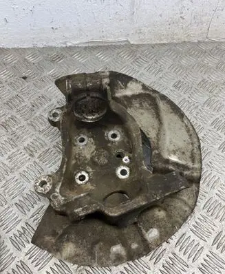 BMW 5 E60 E61 Front wheel hub 6760953