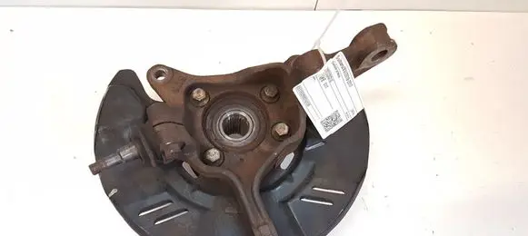Front wheel hub