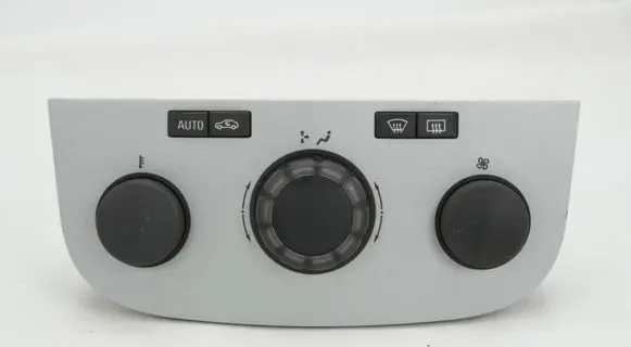 Opel Corsa D Climate control unit 13261833