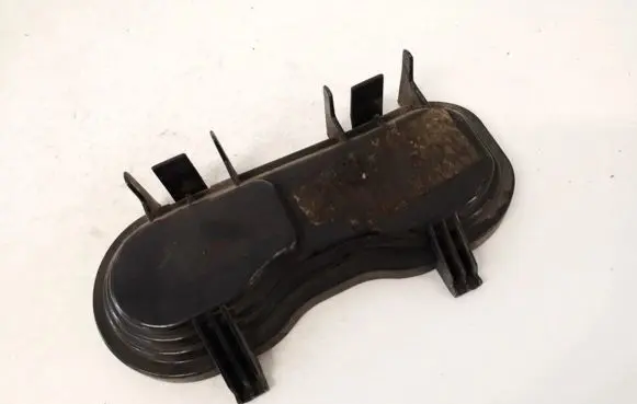 Headlight/headlamp dust cover