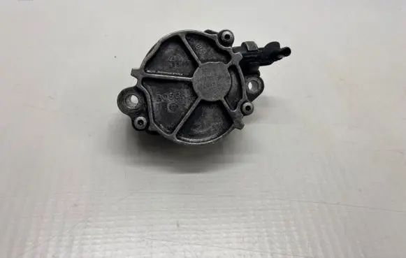 Volvo V50 Vacuum pump D156-2A 2312D