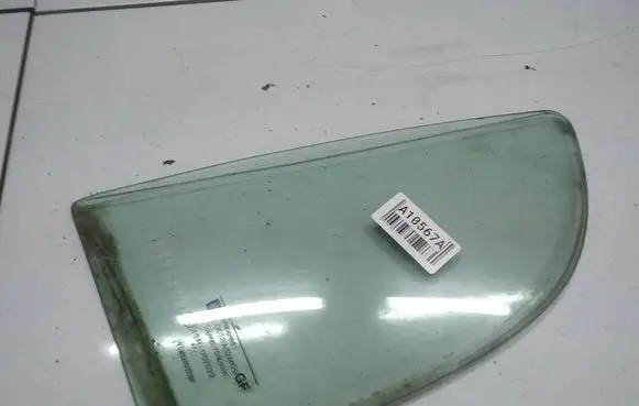 Opel Astra G Rear vent window glass as2