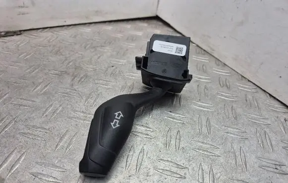 Ford Focus Indicator stalk AV6T13335AC