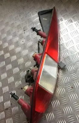 Ford Mondeo Mk III Rear/tail lights 1s7113405c