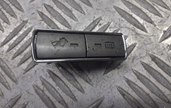 Ford Mondeo MK IV Windscreen/window heater switch 6M2T18K574AB