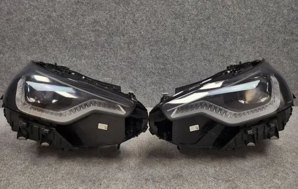 BMW 2 G42 Headlights/headlamps set 8083635SCZ 8083636 8083635