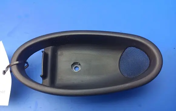 Other rear door trim element