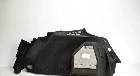 Volkswagen PASSAT B6 Other trunk/boot trim element 3C5867427R