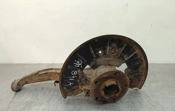 Audi Q7 4L Front wheel hub spindle knuckle 7L0407257A