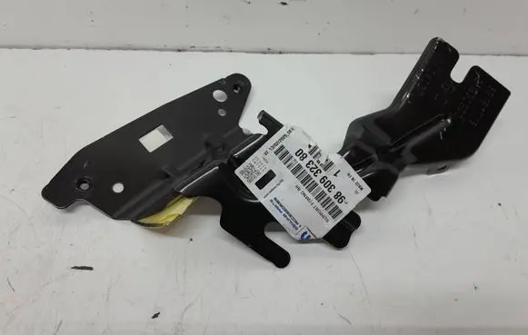 Opel Corsa F Fender mounting bracket 9830932380 30932300 39181718