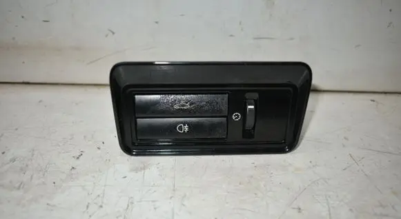 Jaguar XJL Tailgate opening switch AW9311654AA