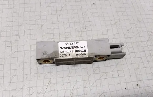 Volvo V70 Airbag deployment crash/impact sensor 9452777