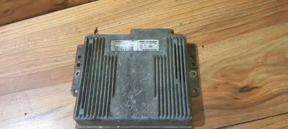 Renault Laguna I Engine control unit/module 7700874785 HOM7700861024