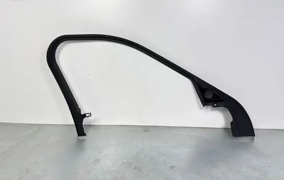 Land Rover Range Rover Velar Front door glass trim molding J8A220905AB