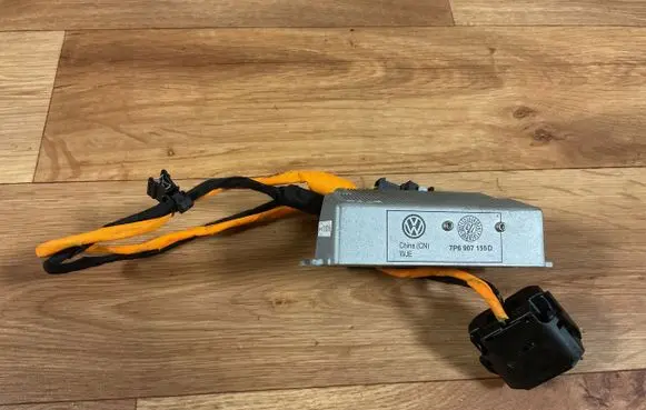 Volkswagen Touareg II Voltage converter inverter 7P6907155D