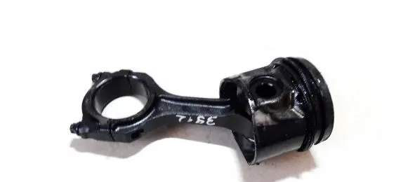 Ford Focus Piston with connecting rod