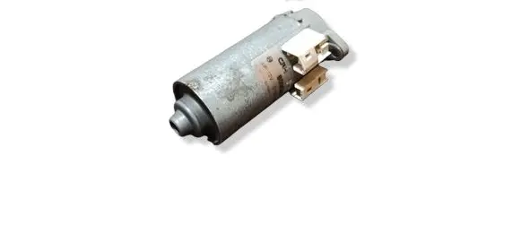 BMW X5 E53 Seat adjustment motor 0130002620