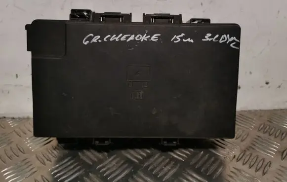 Jeep Grand Cherokee Fuse box set P68194607AD