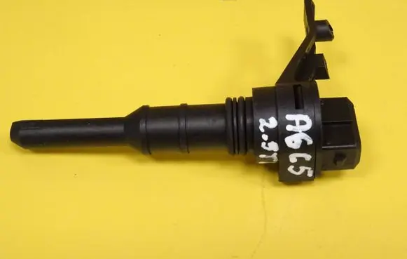 Audi A6 S6 C5 4B Speed sensor (speedometer sensor) 012409191D