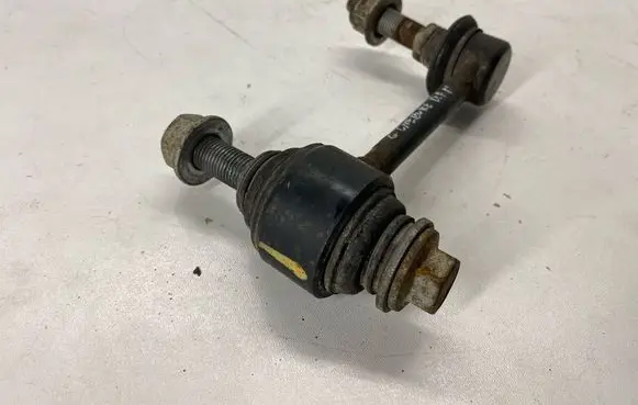 Jeep Grand Cherokee Front anti-roll bar/stabilizer link 68280911AF