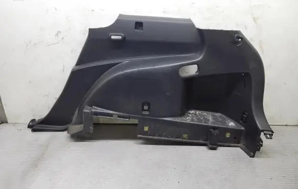 Mazda CX-7 Trunk/boot lower side trim panel EG2168851