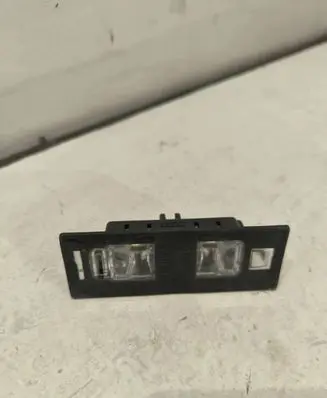 Audi Q3 8U Number plate light 8V6943021A