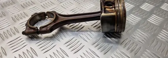 Audi A6 S6 C5 4B Piston with connecting rod