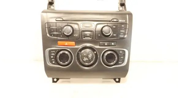 Citroen DS4 Head unit multimedia control 