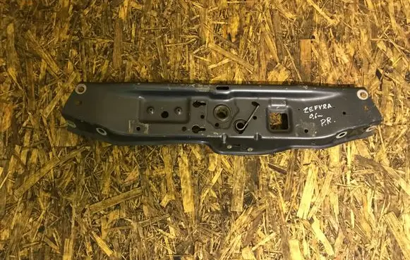 Opel Zafira B Top upper radiator support slam panel 13158750