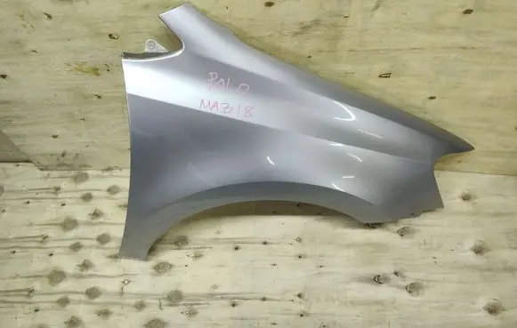 Volkswagen Polo V 6R Fender