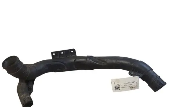 Volkswagen PASSAT B6 Intercooler hose/pipe 5N0145840F