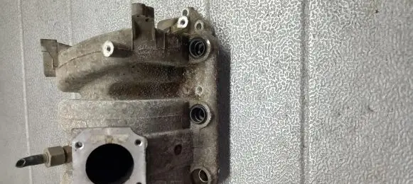 Opel Corsa B Intake manifold