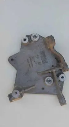 Renault Zoe EGR valve cooler bracket 296A68579R