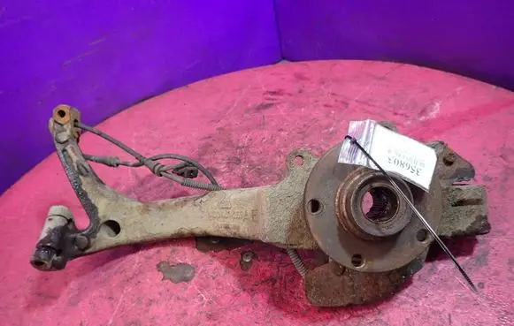 Audi A6 S6 C5 4B Front wheel hub spindle knuckle 8D0407257AE