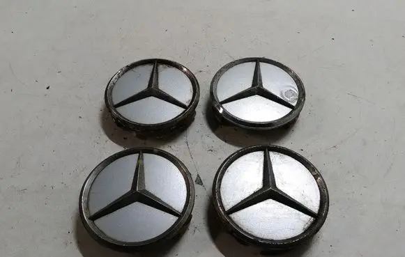 Mercedes-Benz C W204 Original wheel cap