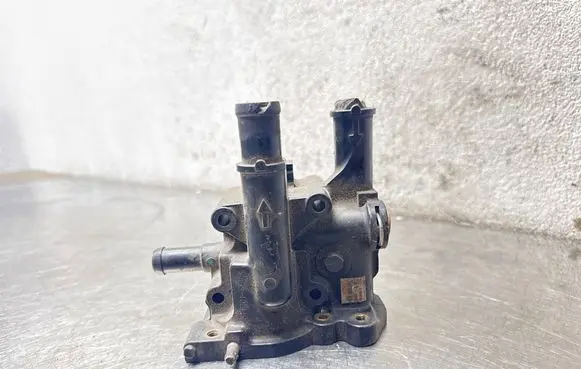 Opel Astra H Thermostat/thermostat housing 55353311