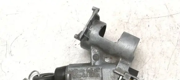 Volkswagen Golf III Ignition lock 357905851 37046